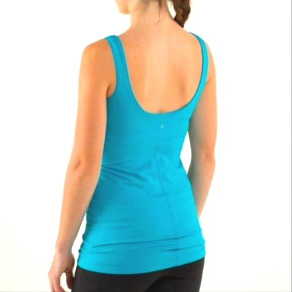 LULULEMON Light Blue Surge Aria II Ruched Tank Top Size 2 - Picture 2 of 9